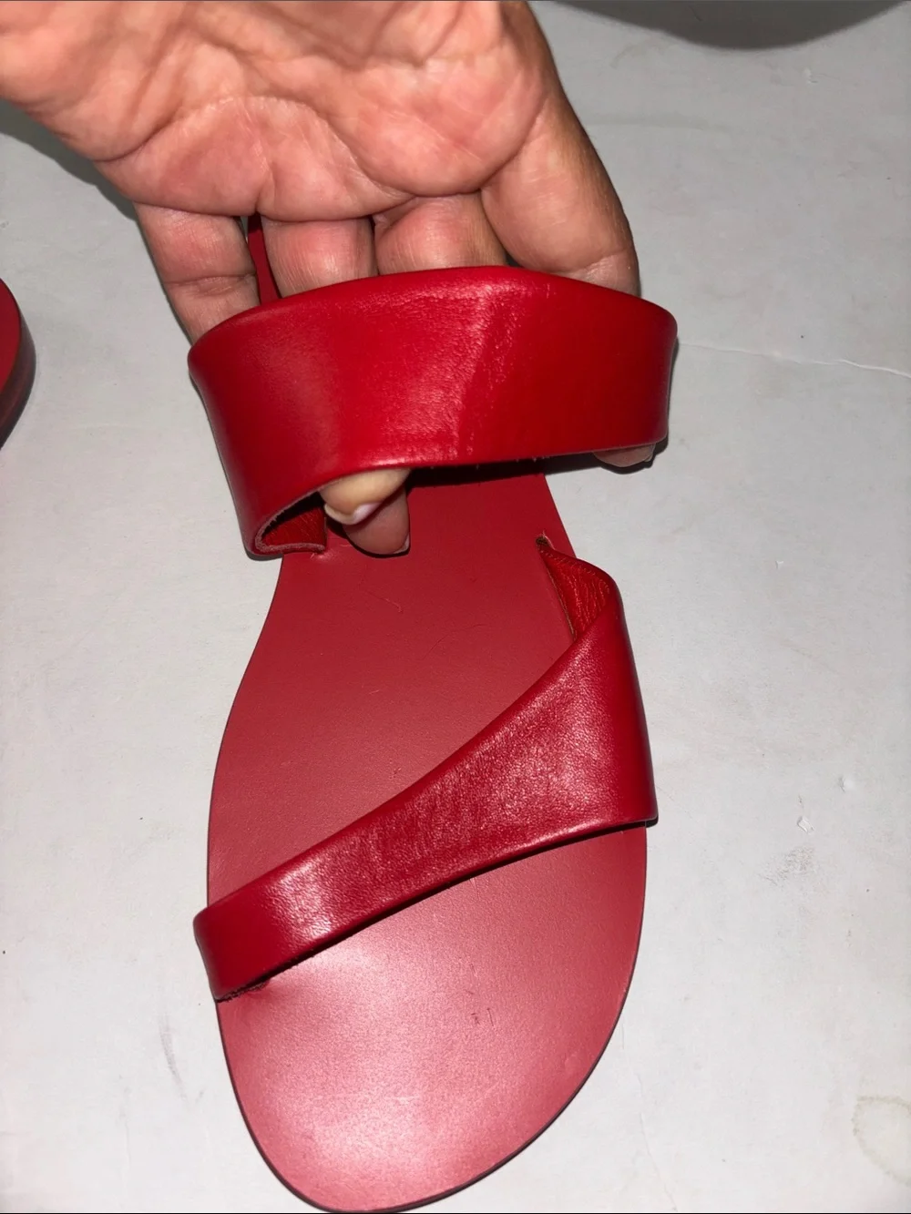 DANAE KEOS RED LEATHER SLIDES SIZE 39 UK….SIZE 9 US TWO LEATHER STRAPS  GORGEOUS
